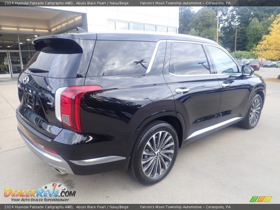 2024 Hyundai Palisade Calligraphy AWD Abyss Black Pearl / Navy/Beige Photo #2