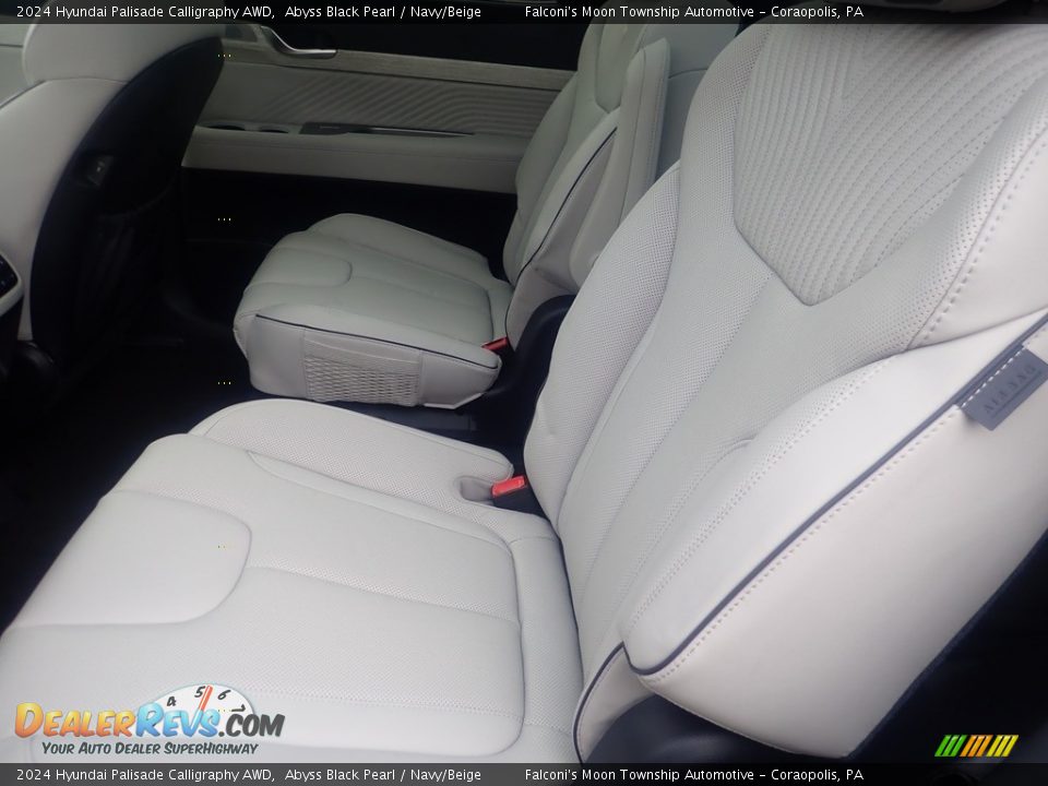 Rear Seat of 2024 Hyundai Palisade Calligraphy AWD Photo #11