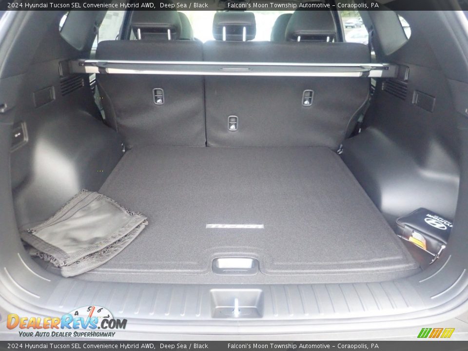 2024 Hyundai Tucson SEL Convenience Hybrid AWD Trunk Photo #4