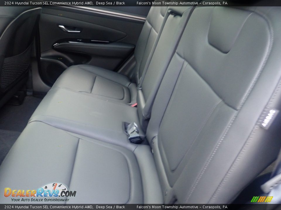 Rear Seat of 2024 Hyundai Tucson SEL Convenience Hybrid AWD Photo #12