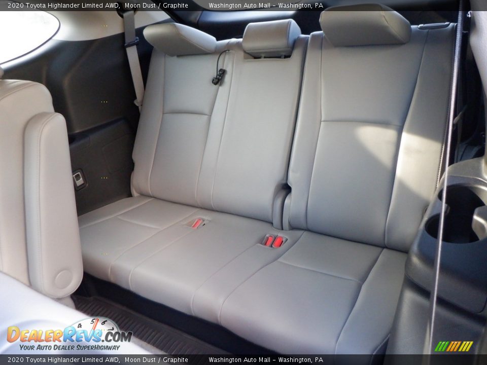 Rear Seat of 2020 Toyota Highlander Limited AWD Photo #33