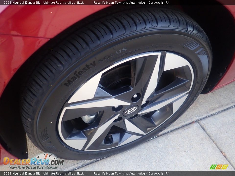 2023 Hyundai Elantra SEL Ultimate Red Metallic / Black Photo #10