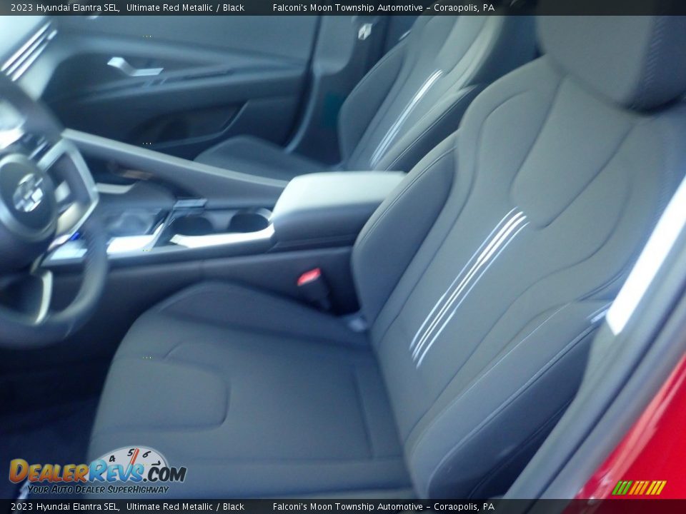 2023 Hyundai Elantra SEL Ultimate Red Metallic / Black Photo #11