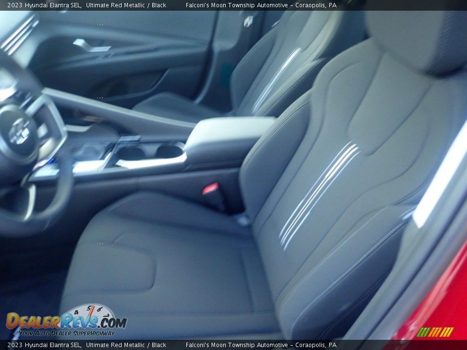 2023 Hyundai Elantra SEL Ultimate Red Metallic / Black Photo #11