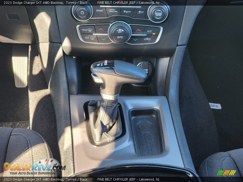 2023 Dodge Charger SXT AWD Blacktop Shifter Photo #10