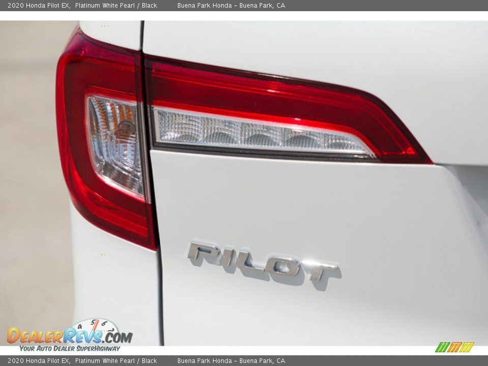 2020 Honda Pilot EX Platinum White Pearl / Black Photo #10