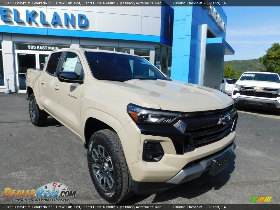 2023 Chevrolet Colorado Z71 Crew Cab 4x4 Sand Dune Metallic / Jet Black/Adrenaline Red Photo #1