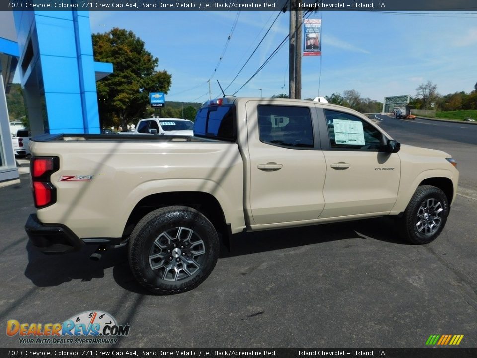 2023 Chevrolet Colorado Z71 Crew Cab 4x4 Sand Dune Metallic / Jet Black/Adrenaline Red Photo #5