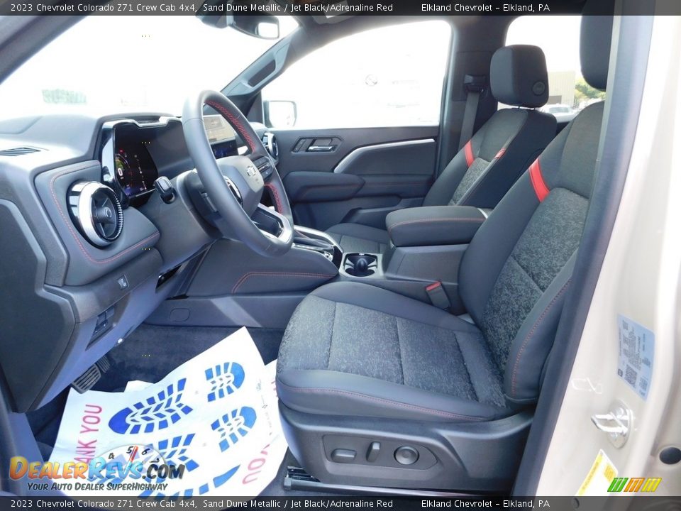 Front Seat of 2023 Chevrolet Colorado Z71 Crew Cab 4x4 Photo #19