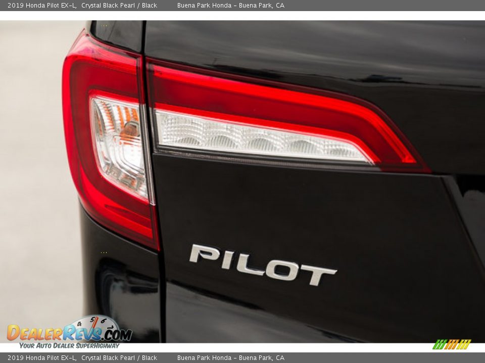 2019 Honda Pilot EX-L Crystal Black Pearl / Black Photo #10