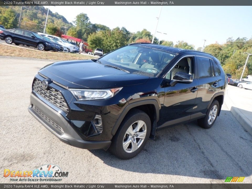 2020 Toyota RAV4 XLE AWD Midnight Black Metallic / Light Gray Photo #5