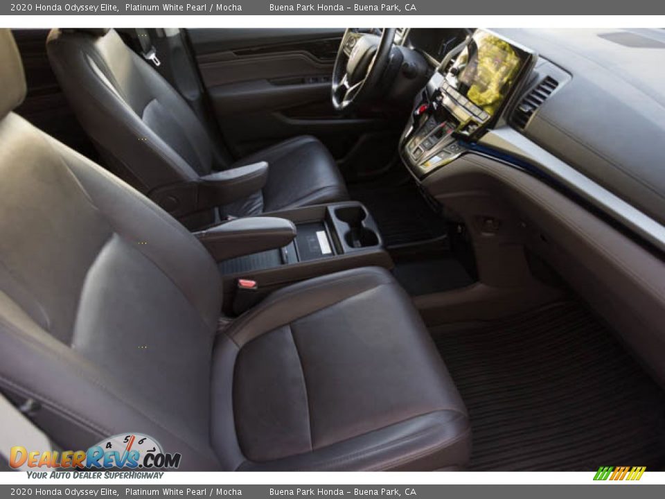 2020 Honda Odyssey Elite Platinum White Pearl / Mocha Photo #28