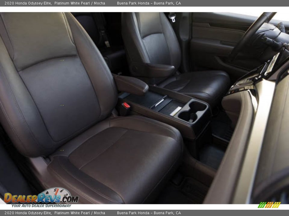 2020 Honda Odyssey Elite Platinum White Pearl / Mocha Photo #29