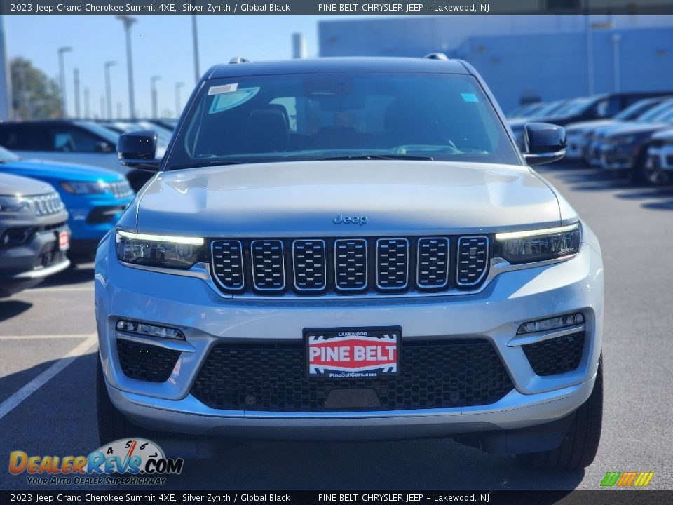 2023 Jeep Grand Cherokee Summit 4XE Silver Zynith / Global Black Photo #2