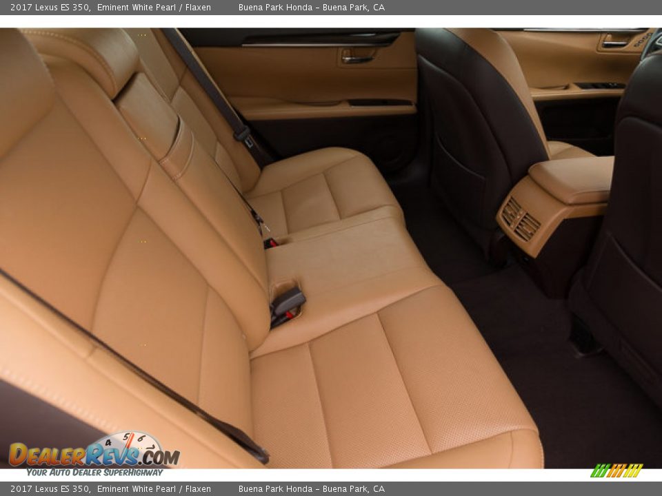 Rear Seat of 2017 Lexus ES 350 Photo #21