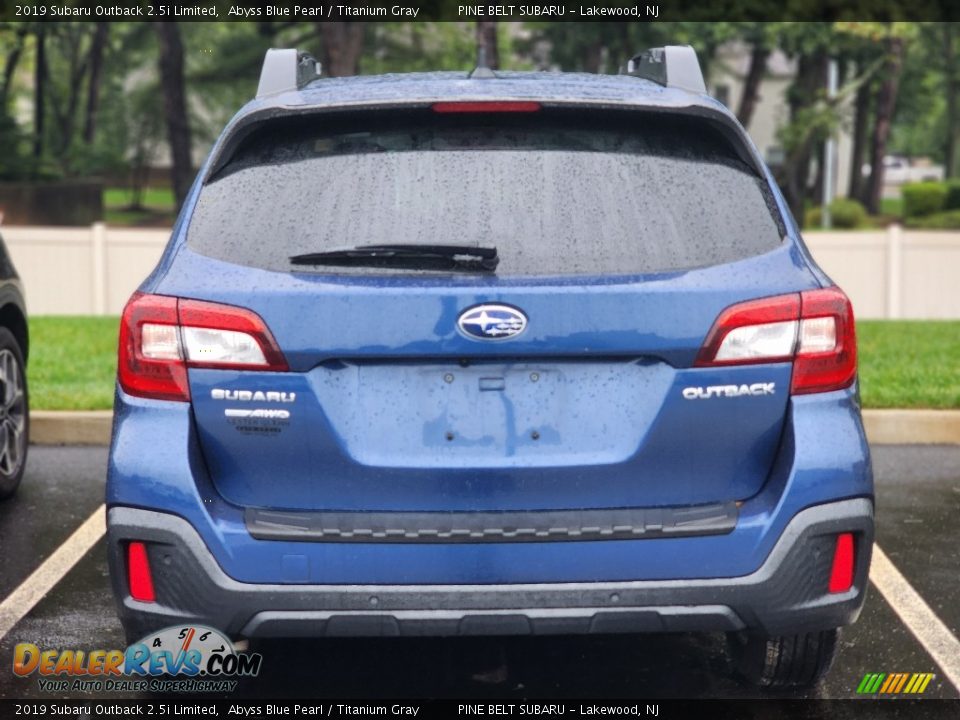 2019 Subaru Outback 2.5i Limited Abyss Blue Pearl / Titanium Gray Photo #4