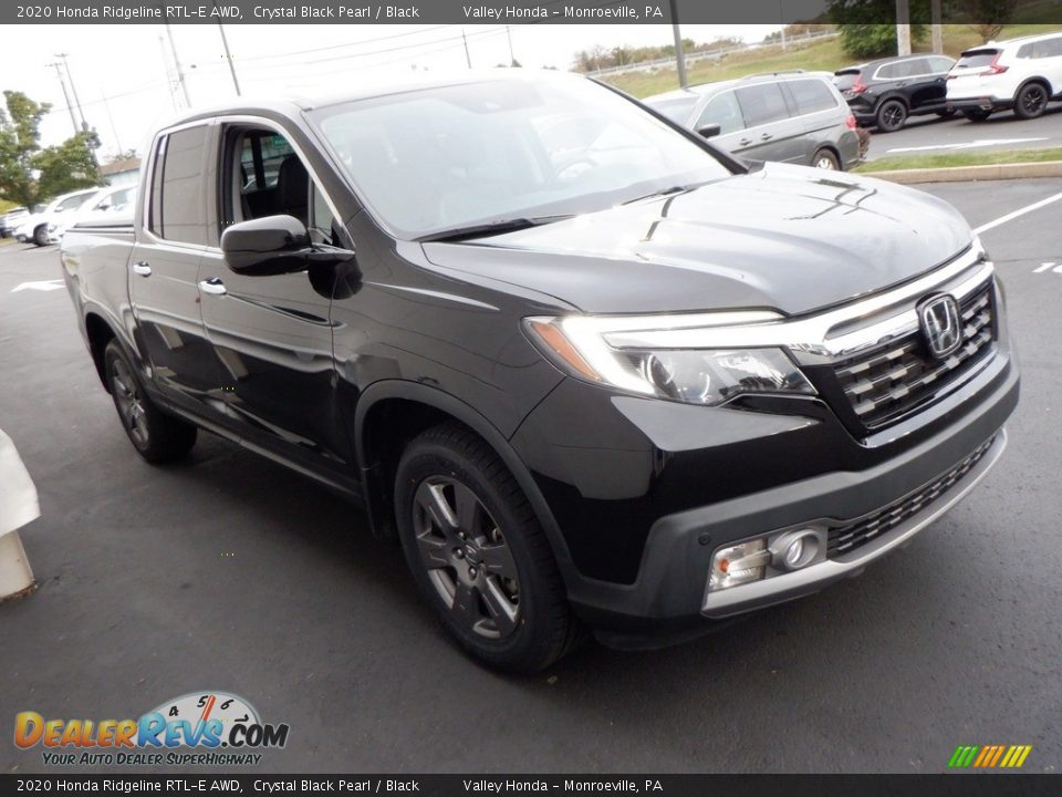 Front 3/4 View of 2020 Honda Ridgeline RTL-E AWD Photo #5