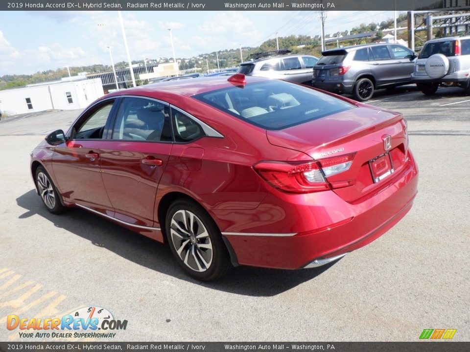 2019 Honda Accord EX-L Hybrid Sedan Radiant Red Metallic / Ivory Photo #18