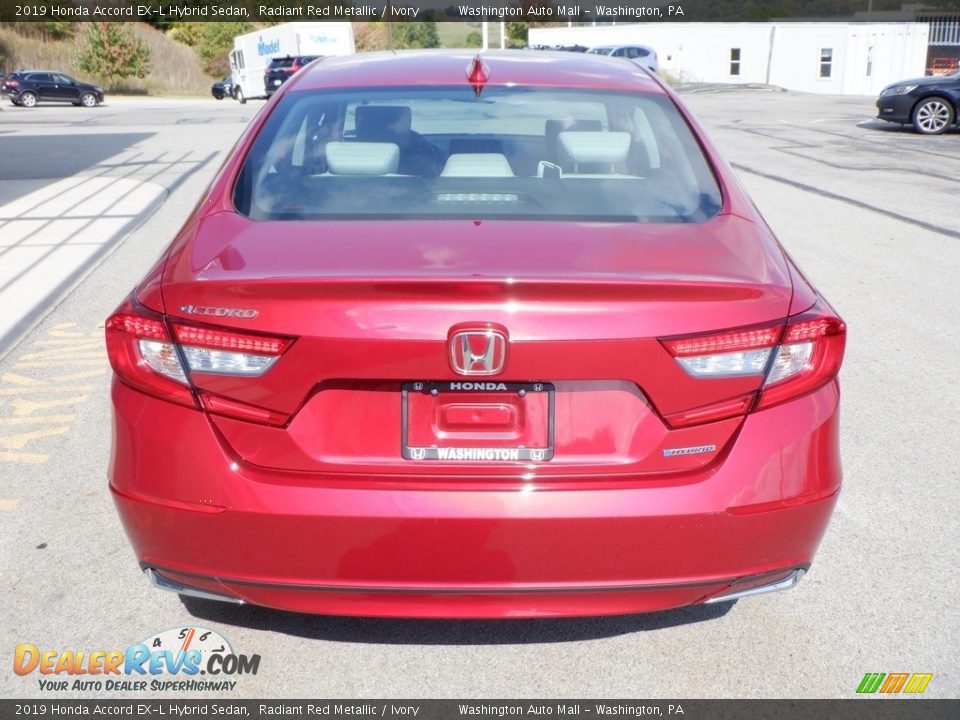 2019 Honda Accord EX-L Hybrid Sedan Radiant Red Metallic / Ivory Photo #19