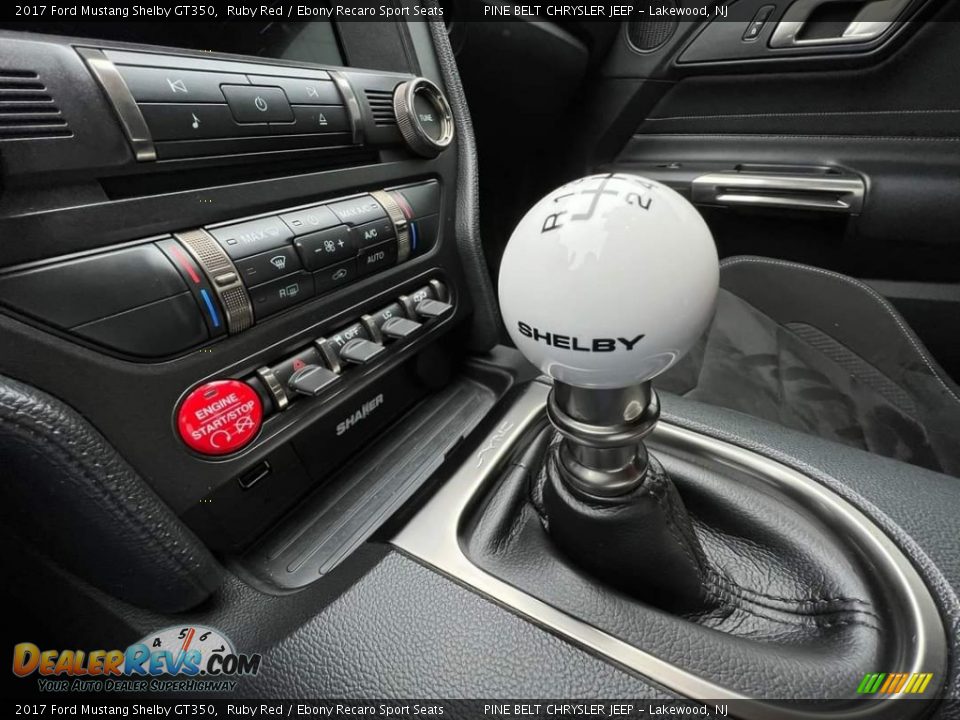 2017 Ford Mustang Shelby GT350 Shifter Photo #4