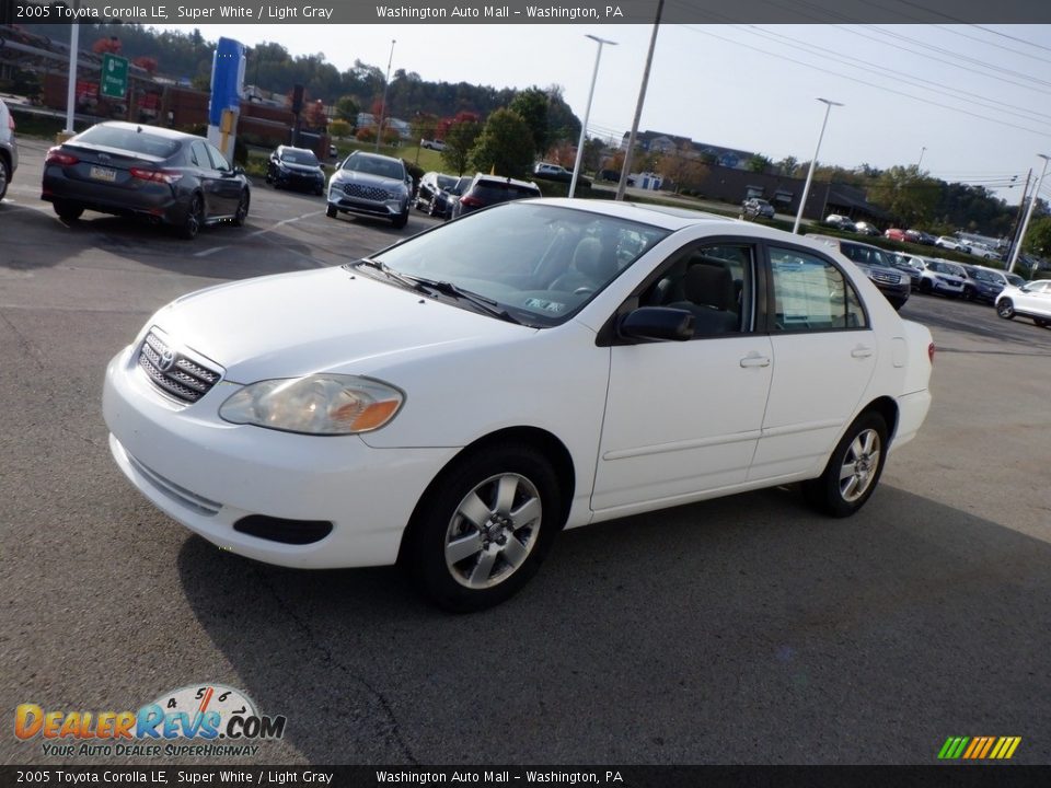 2005 Toyota Corolla LE Super White / Light Gray Photo #9