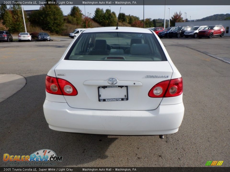 2005 Toyota Corolla LE Super White / Light Gray Photo #12