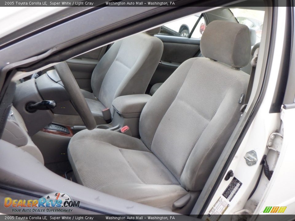 2005 Toyota Corolla LE Super White / Light Gray Photo #17