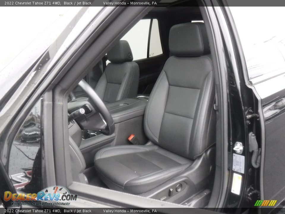 Front Seat of 2022 Chevrolet Tahoe Z71 4WD Photo #15