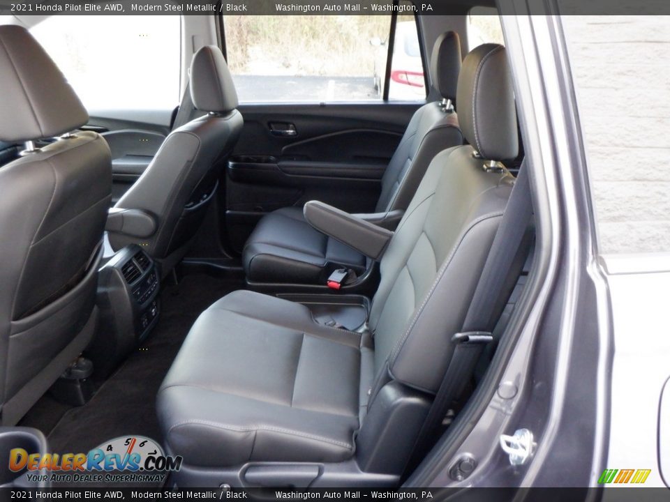 Rear Seat of 2021 Honda Pilot Elite AWD Photo #35