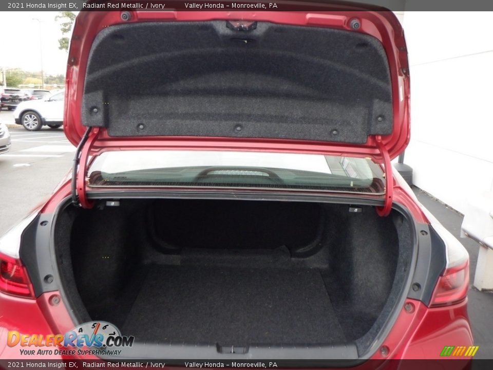 2021 Honda Insight EX Trunk Photo #24