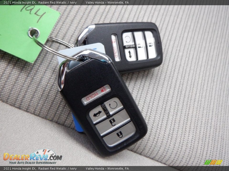 Keys of 2021 Honda Insight EX Photo #26