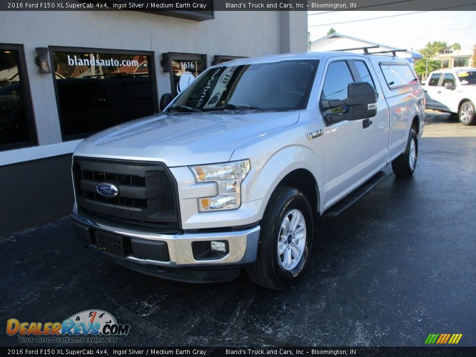 2016 Ford F150 XL SuperCab 4x4 Ingot Silver / Medium Earth Gray Photo #2