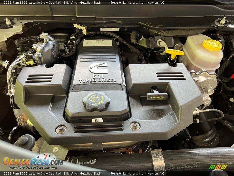 2022 Ram 3500 Laramie Crew Cab 4x4 6.7 Liter OHV 24-Valve Cummins Turbo-Diesel inline 6 Cylinder Engine Photo #12