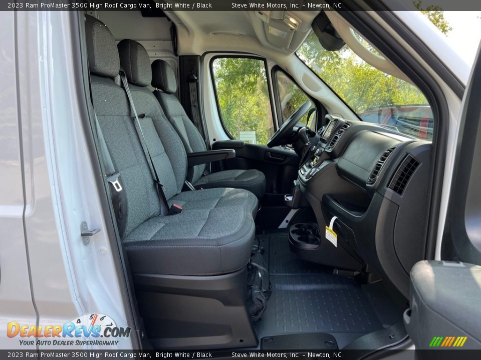 2023 Ram ProMaster 3500 High Roof Cargo Van Bright White / Black Photo #16