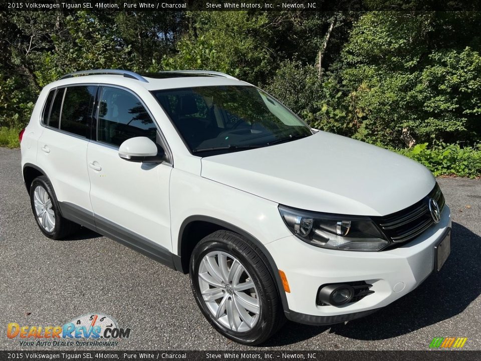 Front 3/4 View of 2015 Volkswagen Tiguan SEL 4Motion Photo #4