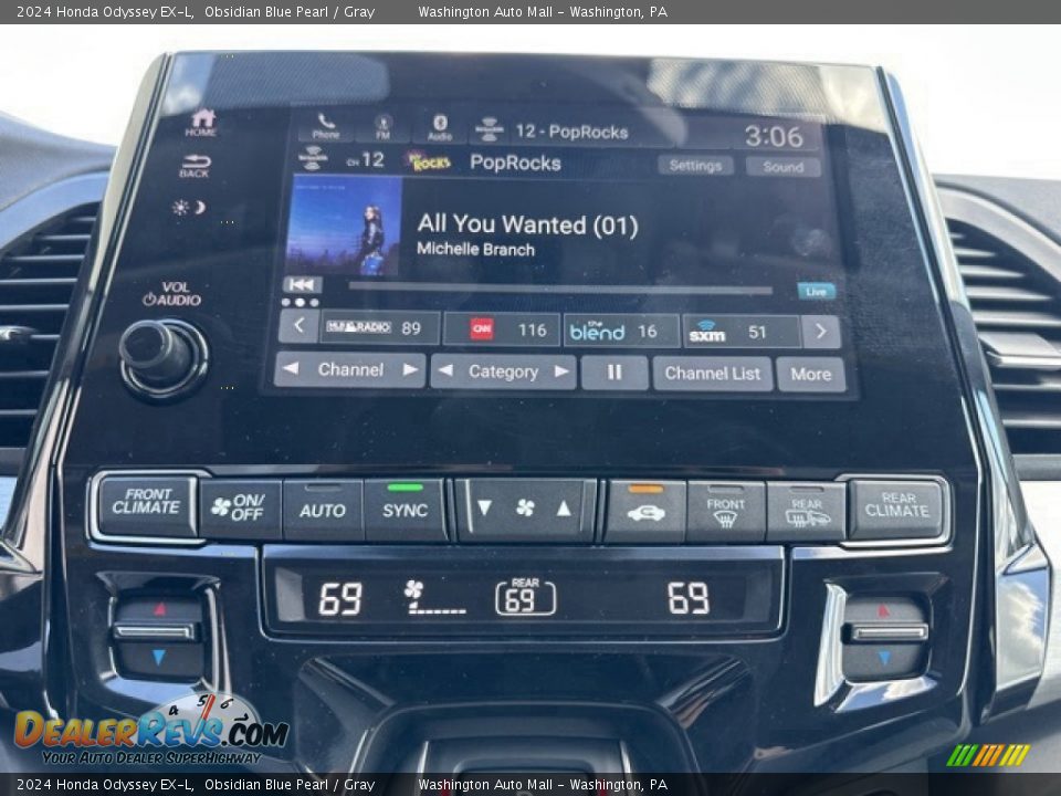 Controls of 2024 Honda Odyssey EX-L Photo #14