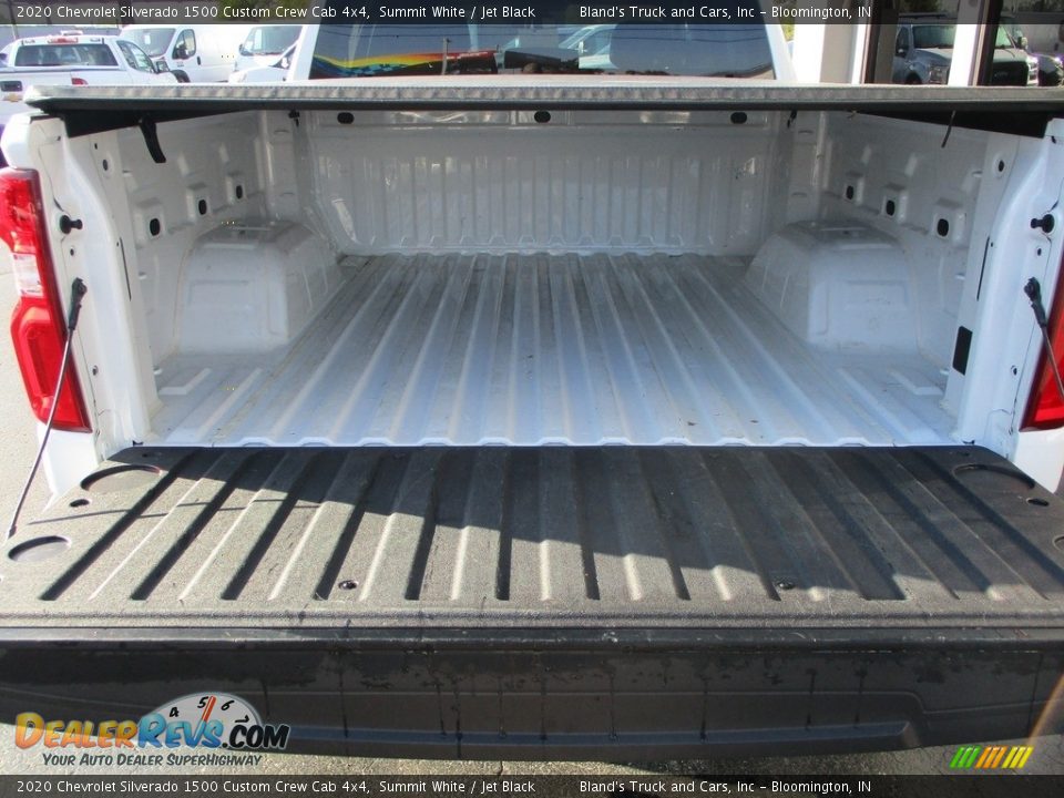 2020 Chevrolet Silverado 1500 Custom Crew Cab 4x4 Summit White / Jet Black Photo #25