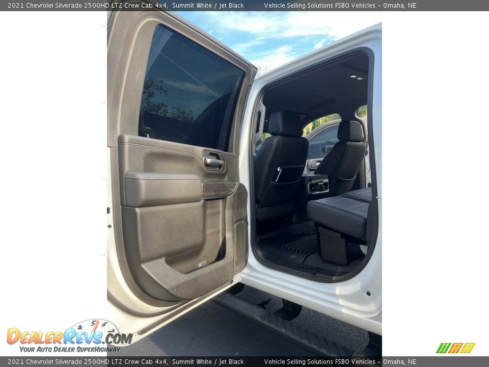 2021 Chevrolet Silverado 2500HD LTZ Crew Cab 4x4 Summit White / Jet Black Photo #17