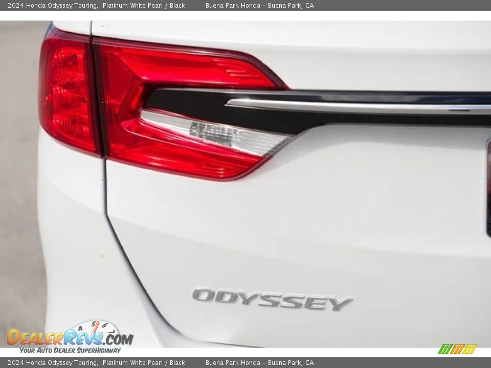 2024 Honda Odyssey Touring Logo Photo #6