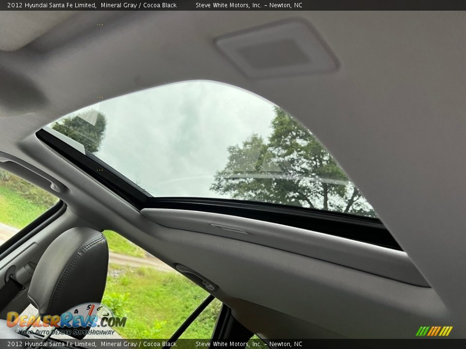 Sunroof of 2012 Hyundai Santa Fe Limited Photo #24