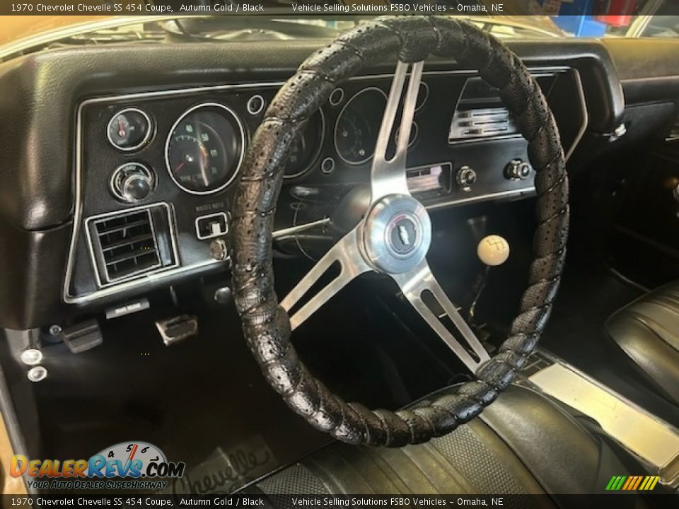 Dashboard of 1970 Chevrolet Chevelle SS 454 Coupe Photo #2