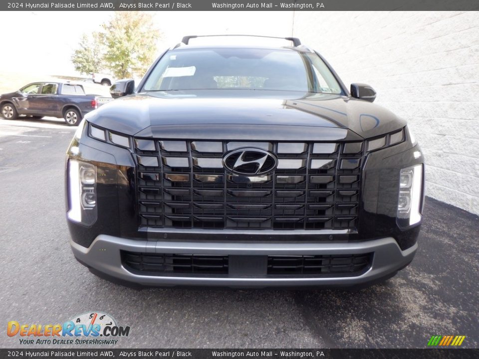 2024 Hyundai Palisade Limited AWD Abyss Black Pearl / Black Photo #5