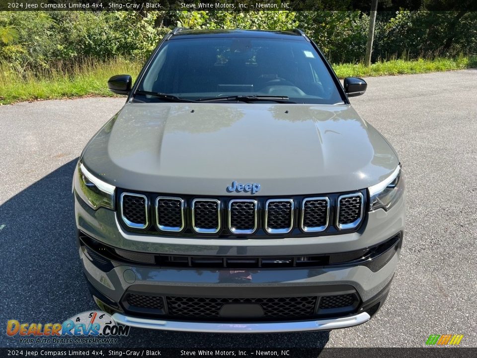 Sting-Gray 2024 Jeep Compass Limited 4x4 Photo #3