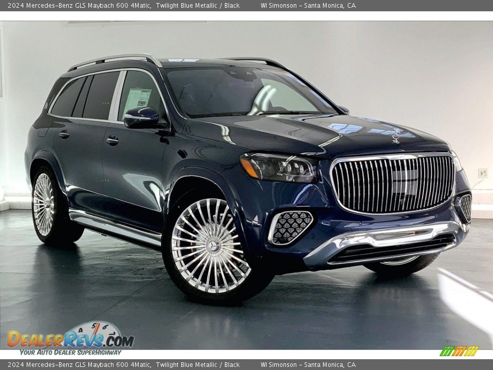 Front 3/4 View of 2024 Mercedes-Benz GLS Maybach 600 4Matic Photo #12