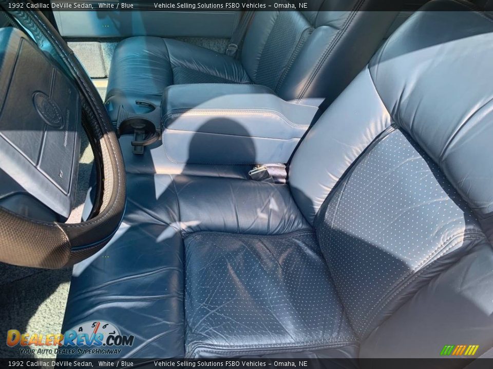 Front Seat of 1992 Cadillac DeVille Sedan Photo #5