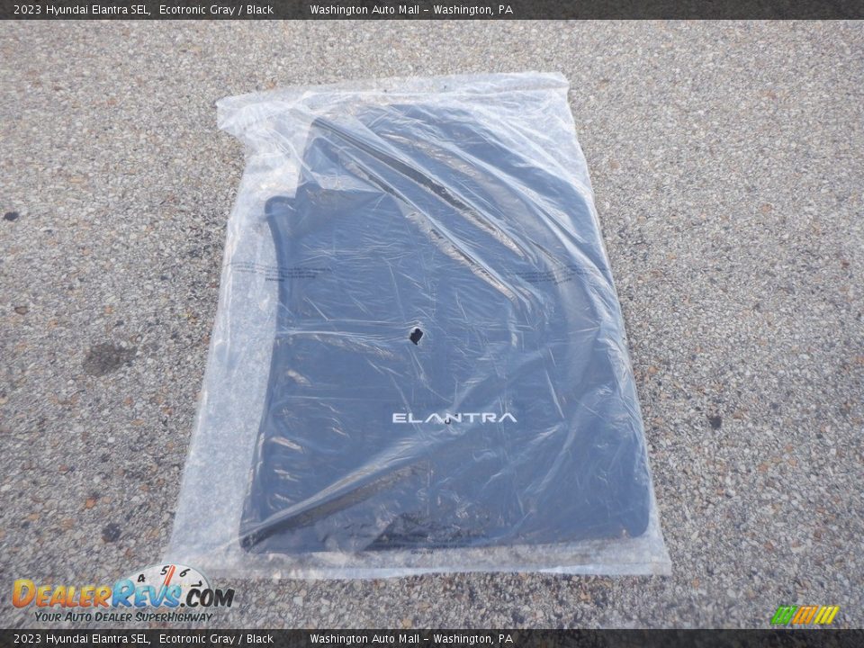 2023 Hyundai Elantra SEL Ecotronic Gray / Black Photo #25