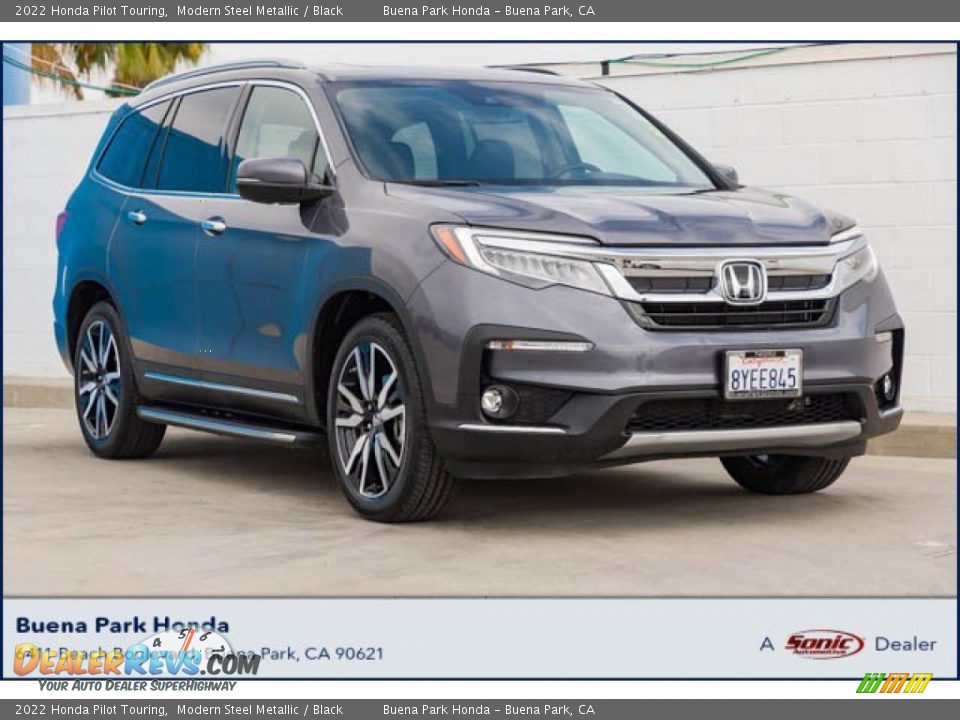 2022 Honda Pilot Touring Modern Steel Metallic / Black Photo #1