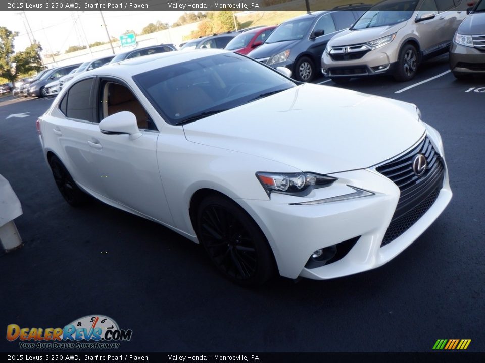 Front 3/4 View of 2015 Lexus IS 250 AWD Photo #4