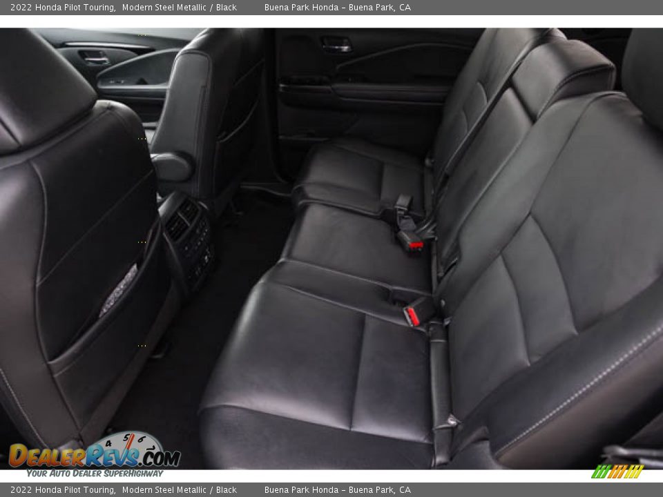 Rear Seat of 2022 Honda Pilot Touring Photo #4