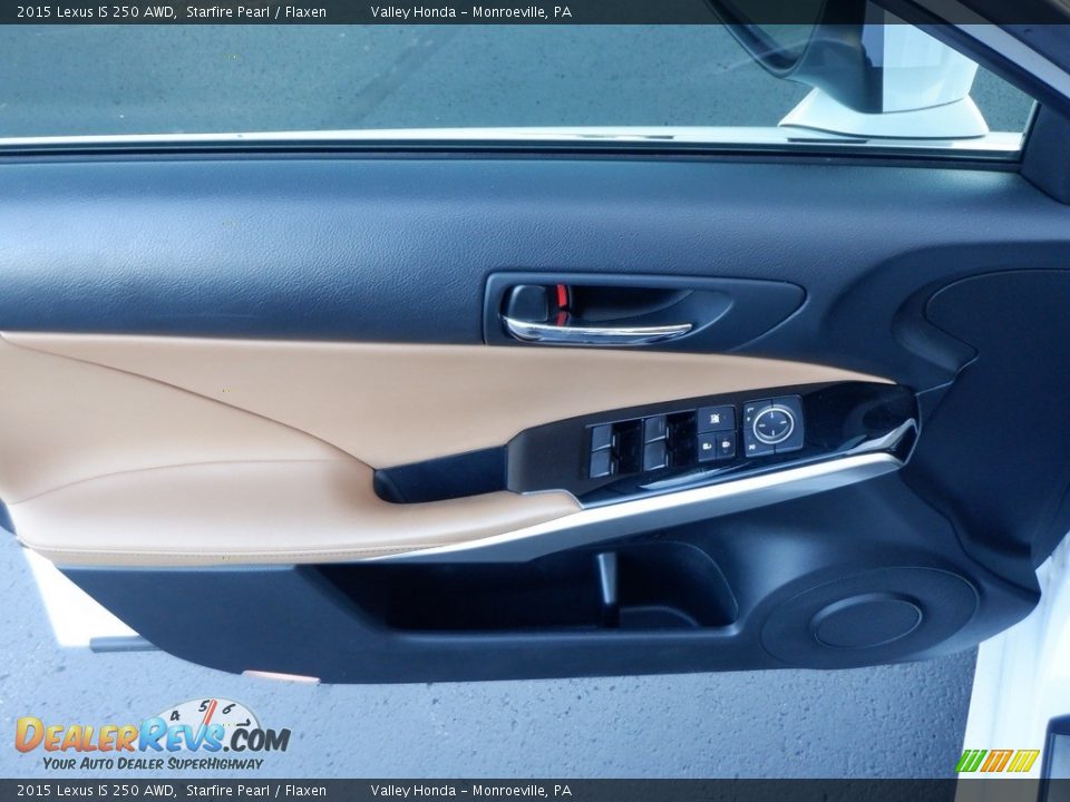 Door Panel of 2015 Lexus IS 250 AWD Photo #11
